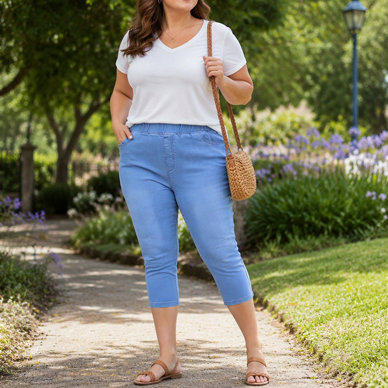 Women's Plus Size Stretch Capri Jeans